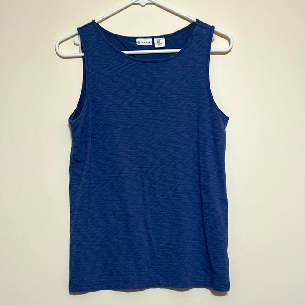 Akini Blue Sleeveless Top Sz Small
